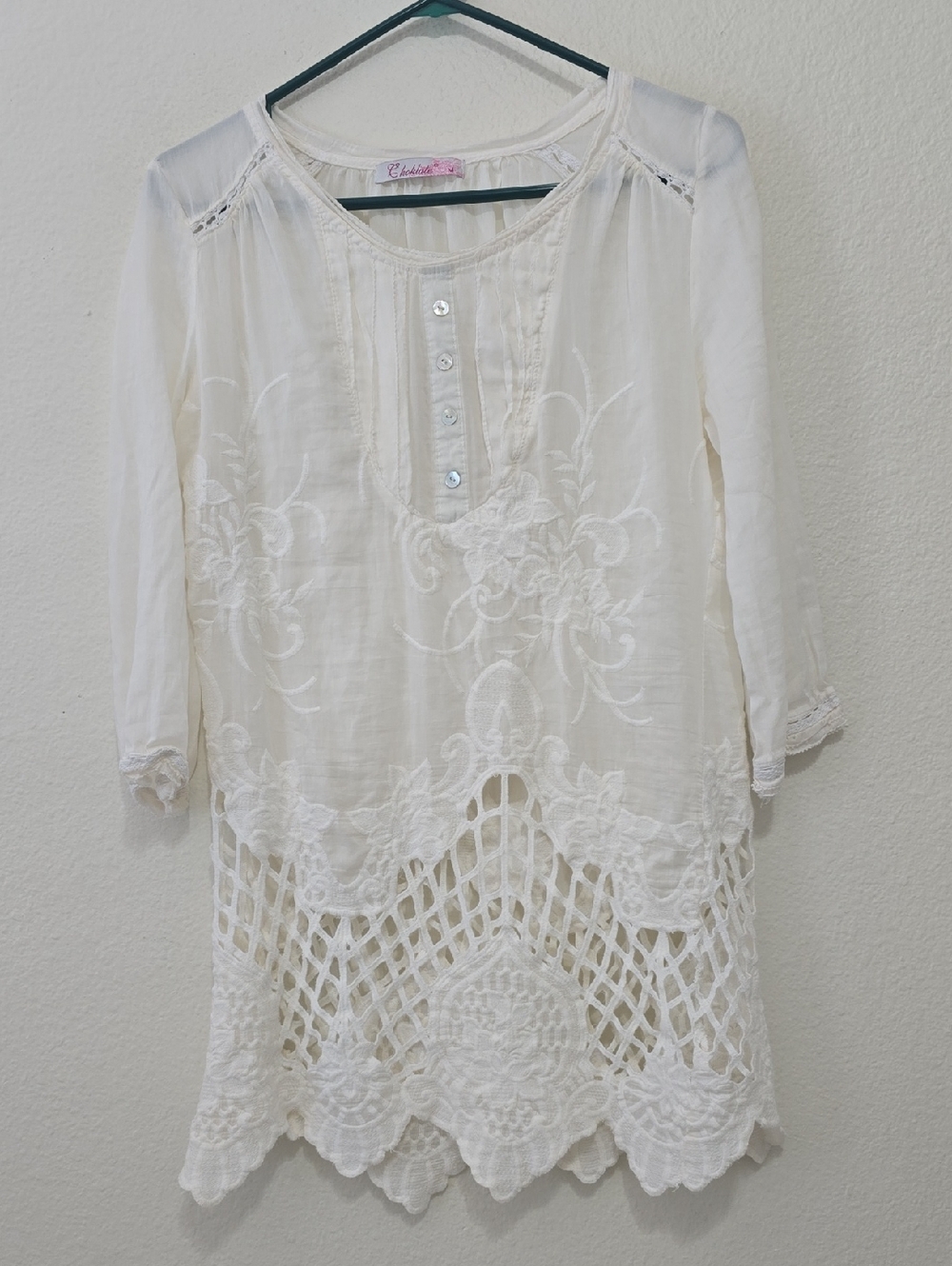 Choklate Embroidered Crochet Hem Women's Tunic Top - Cream M‎